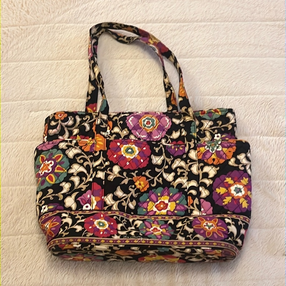 Vera Bradley Suzani Tote with shoulder straps!